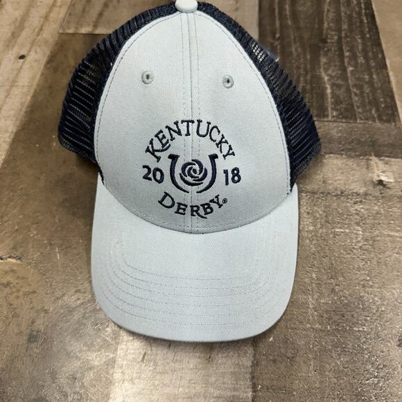 Vineyard Vines 2018 144th Kentucky Derby Trucker Mesh Snap Back Hat Cap NWT - Picture 1 of 9